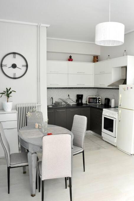 Koukakis Sunshine Roof Apartment Atény Exteriér fotografie